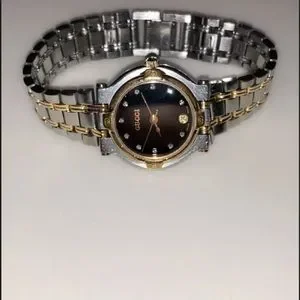 Gucci | Accessories | Authentic Ladies Gucci Watch 900l  display picture 1